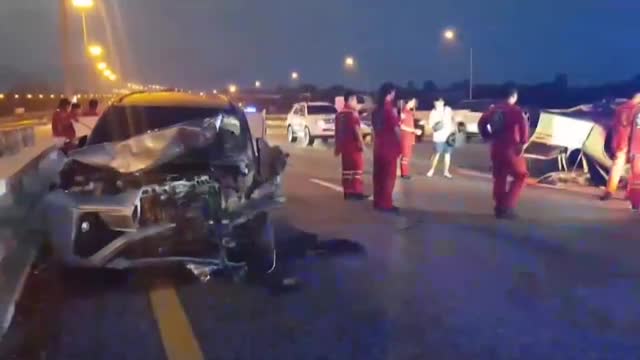 Japanese driver killed and two Thais injured in horror highway car ...